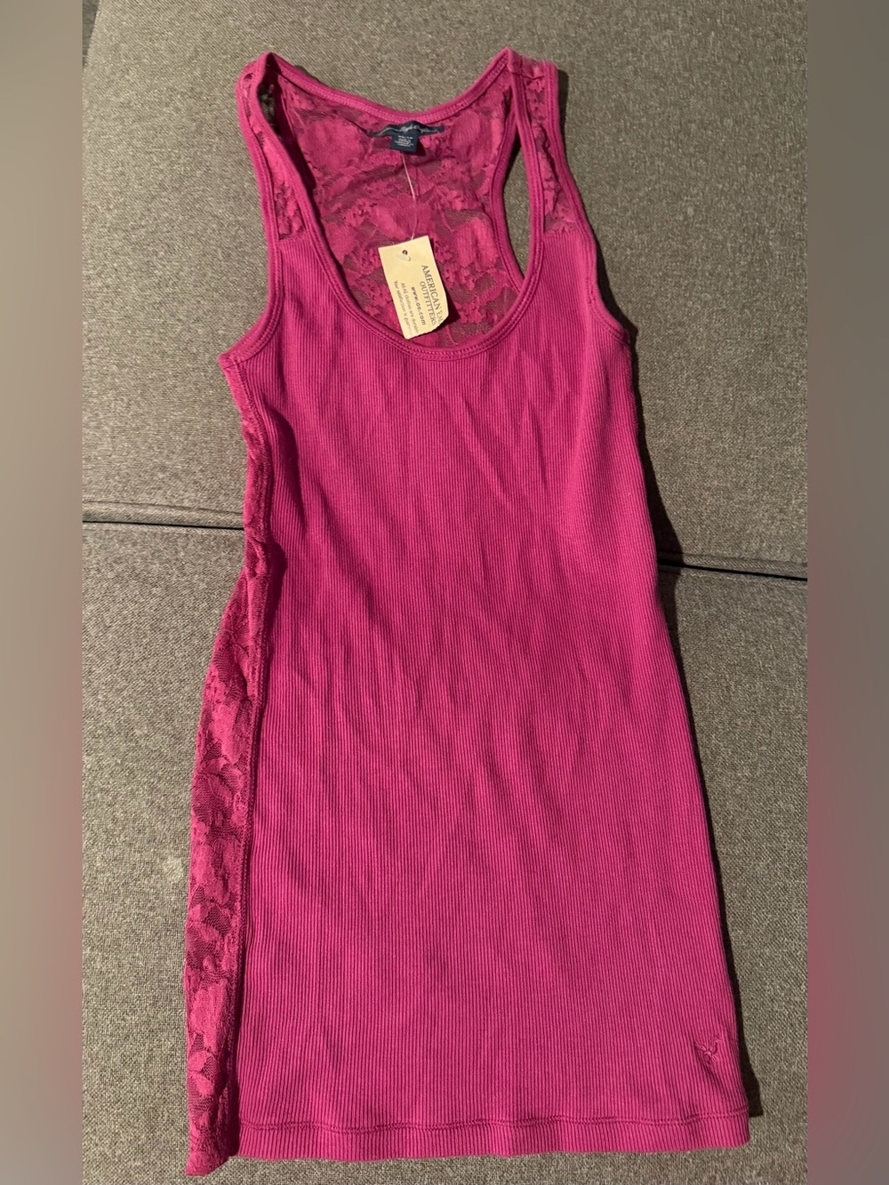 American Eagle Outfitters Lace Tank Topin Fuchsia